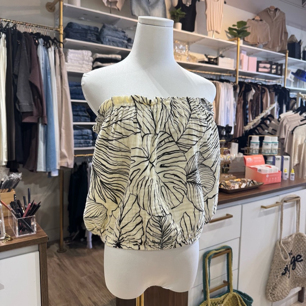 Elan Black and Cream Leaf Print Off-Shoulder Blouse
